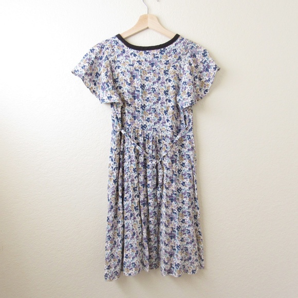 ZARA • Floral Flutter Sleeve Dress - Picture 2 of 7